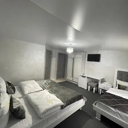 Turda Гостевой дом Буковель